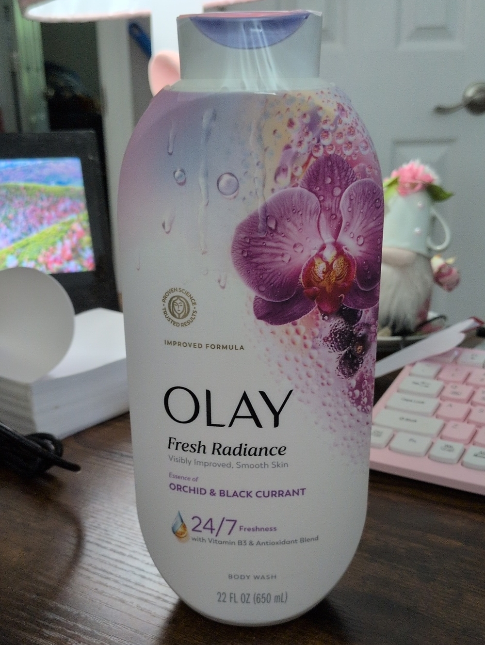 Olay Fresh Radiance Orchid & Black Currant Body Wash - New